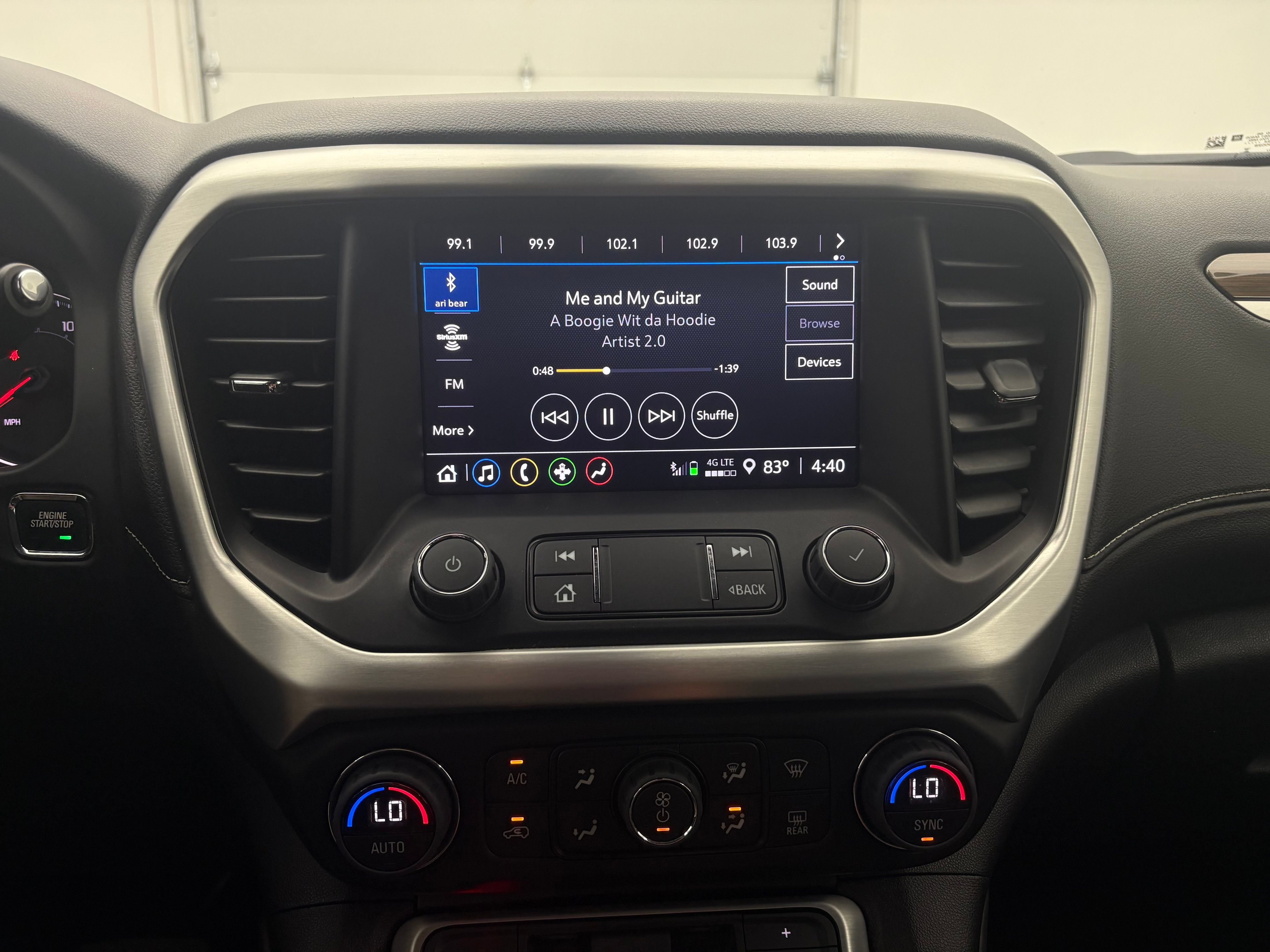 Used 2023 GMC Acadia SLE FWD image 20