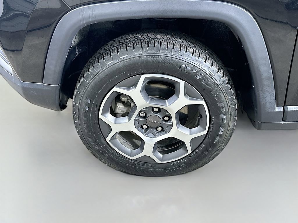 Used 2022 Jeep Compass Trailhawk image 8