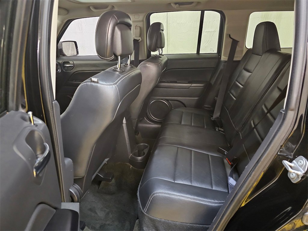 Used 2016 Jeep Patriot High Altitude image 16