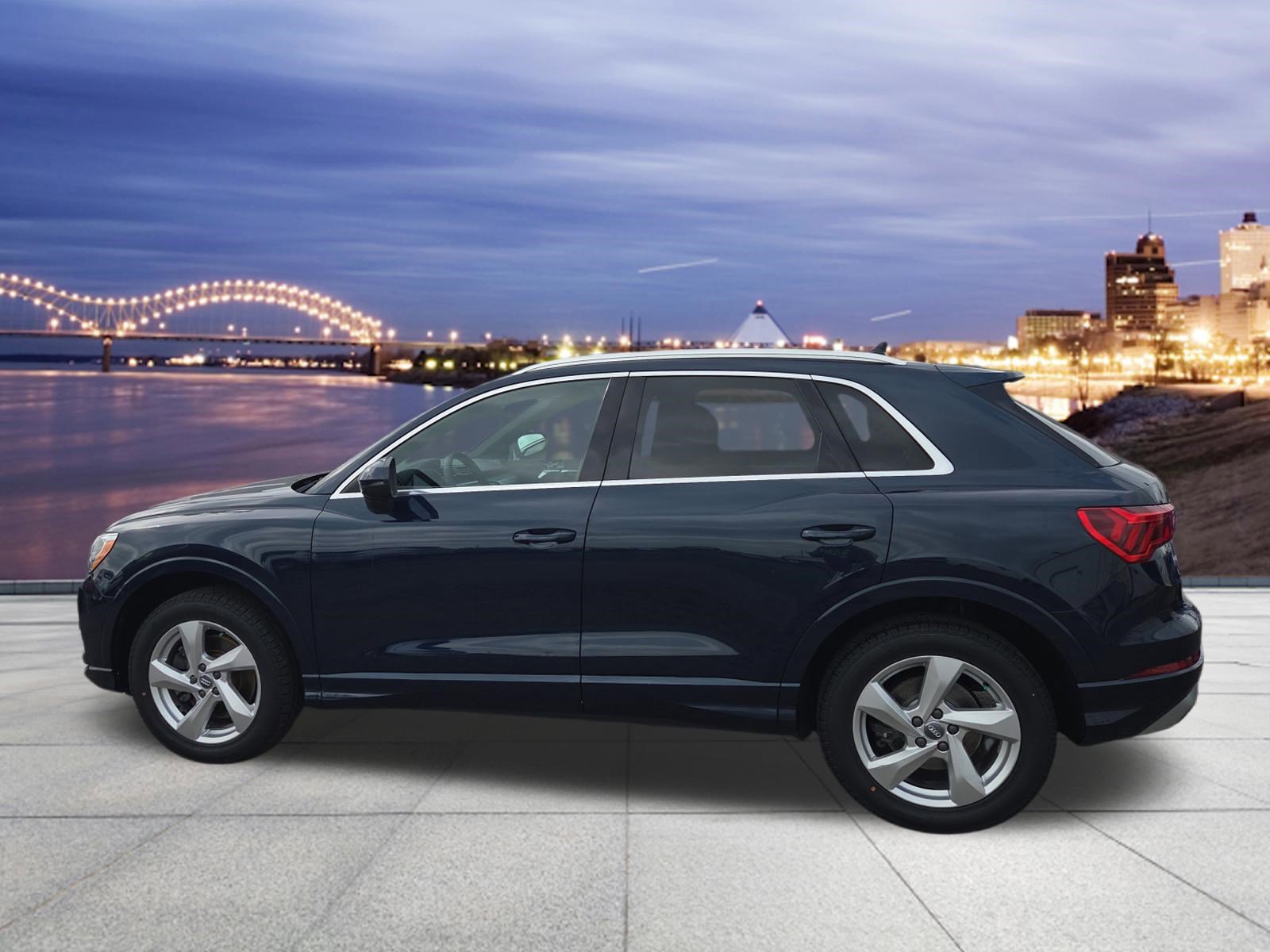 Used 2020 Audi Q3 2.0T Premium AWD/4WD image 3