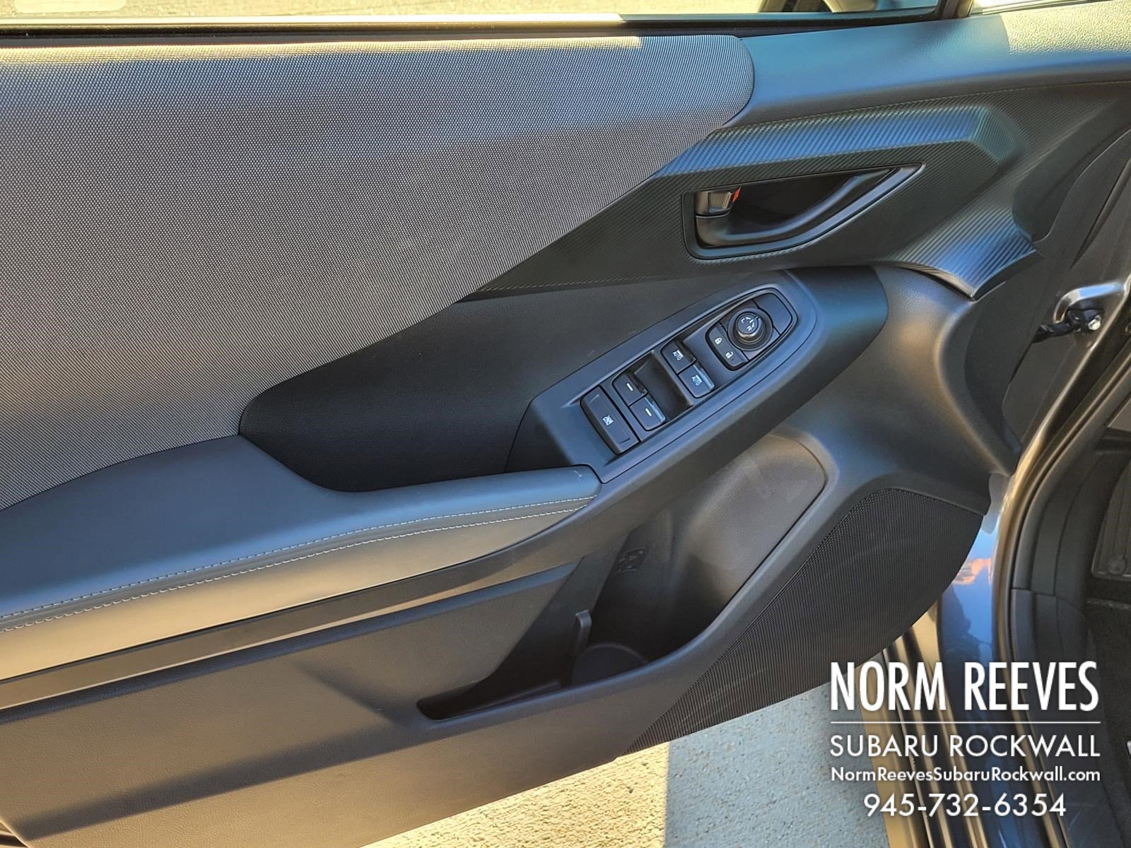 Certified 2025 Subaru Crosstrek 2.0i Premium image 4