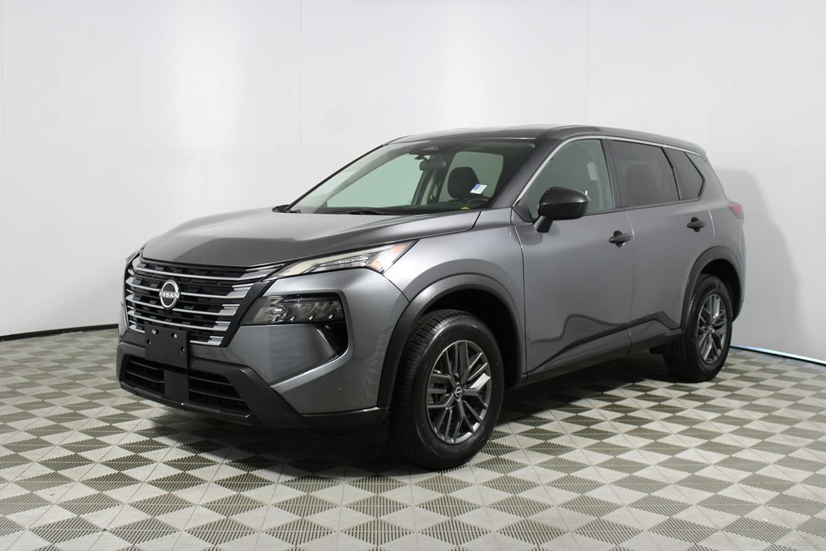 Used 2024 Nissan Rogue S FWD image 23