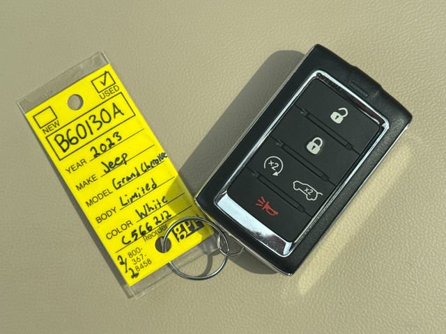 Used 2023 Jeep Grand Cherokee Limited w/ Luxury Tech Group II AWD/4WD image 27