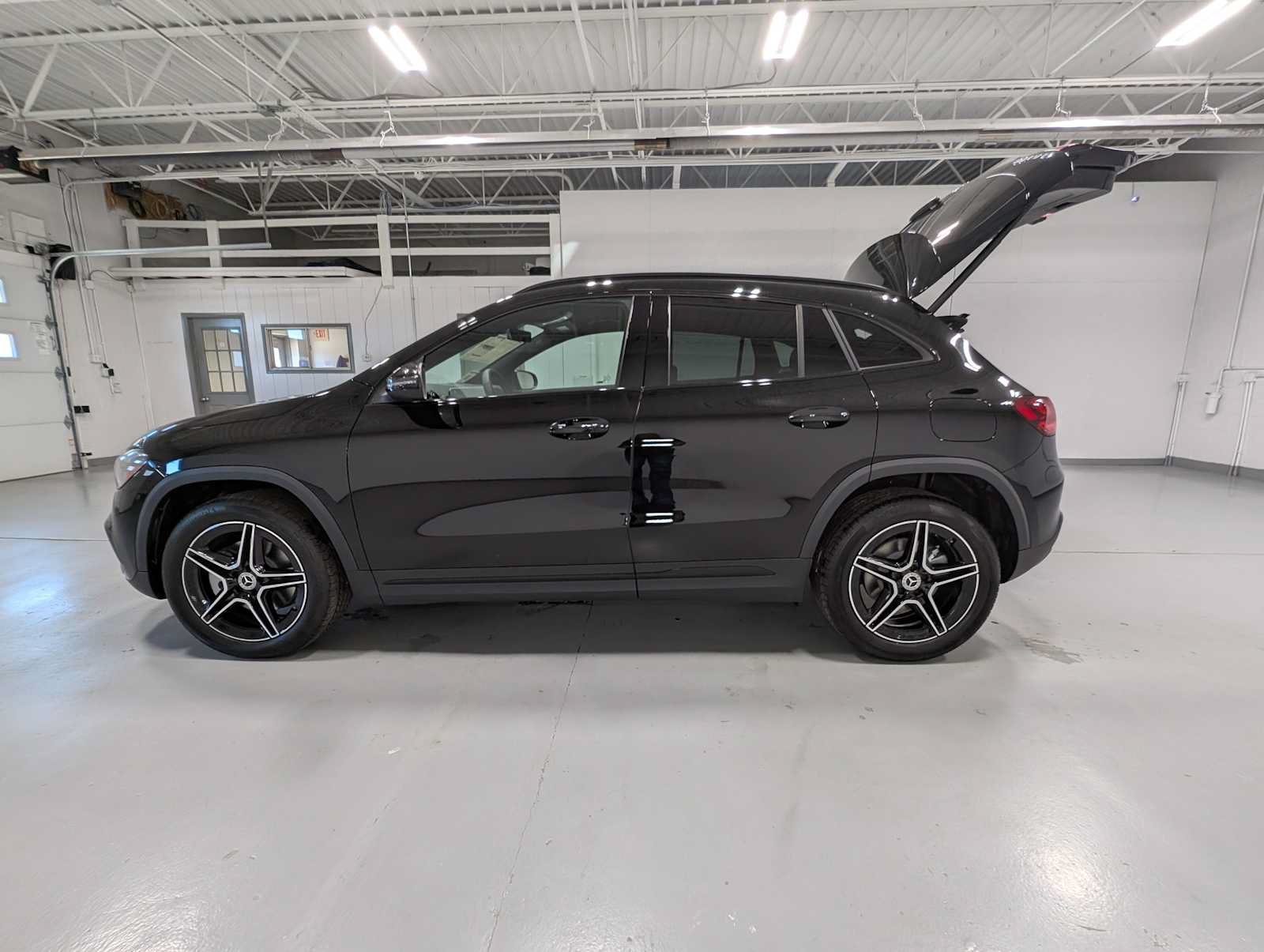 New 2026 Mercedes-Benz GLA 250 4MATIC image 10