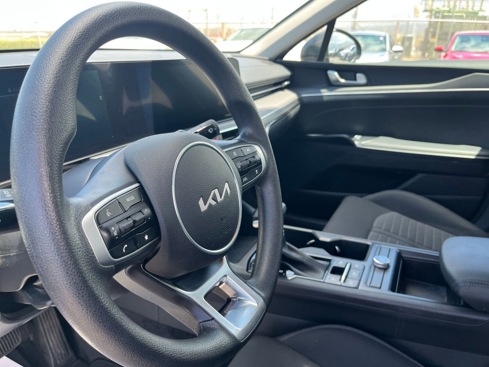 Used 2025 Kia K5 LXS FWD image 33
