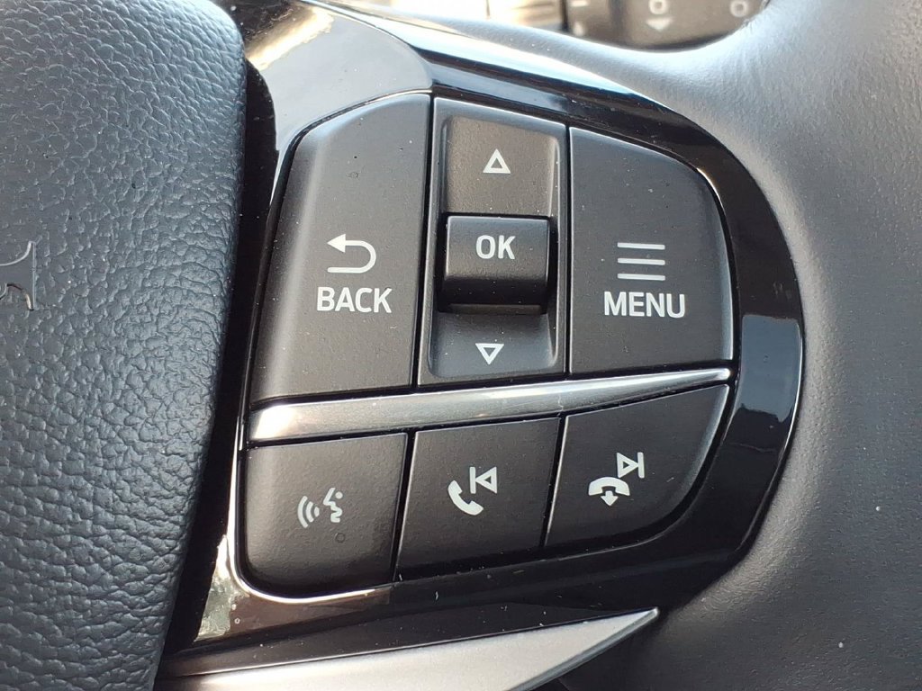 Used 2025 Ford Explorer Platinum w/ Ultimate Package AWD/4WD image 27