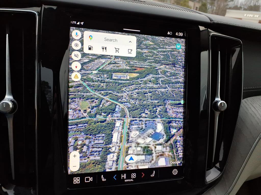 Certified 2023 Volvo XC60 B5 Ultimate image 21