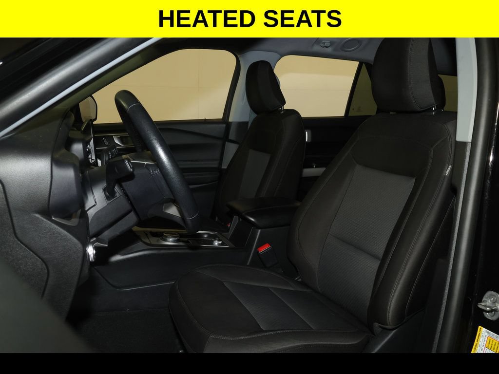 Used 2022 Ford Explorer XLT AWD/4WD image 2