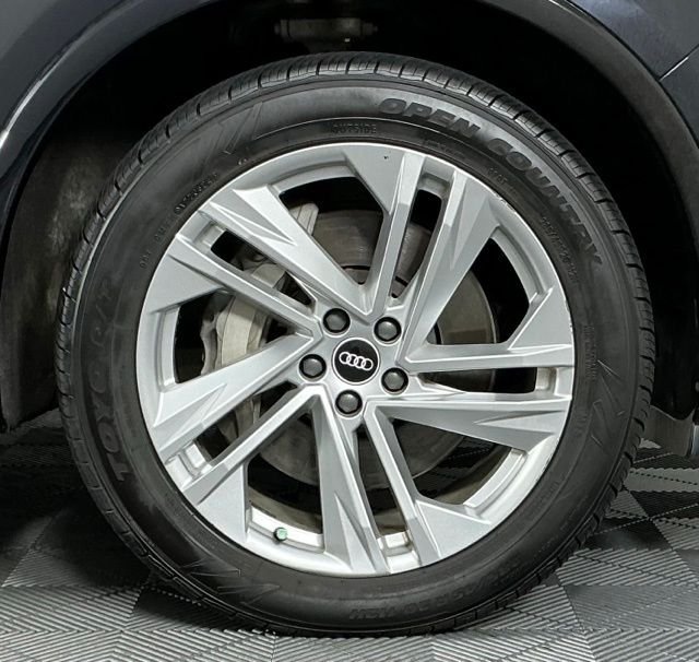 Used 2021 Audi Q7 3.0T Premium Plus AWD/4WD image 8