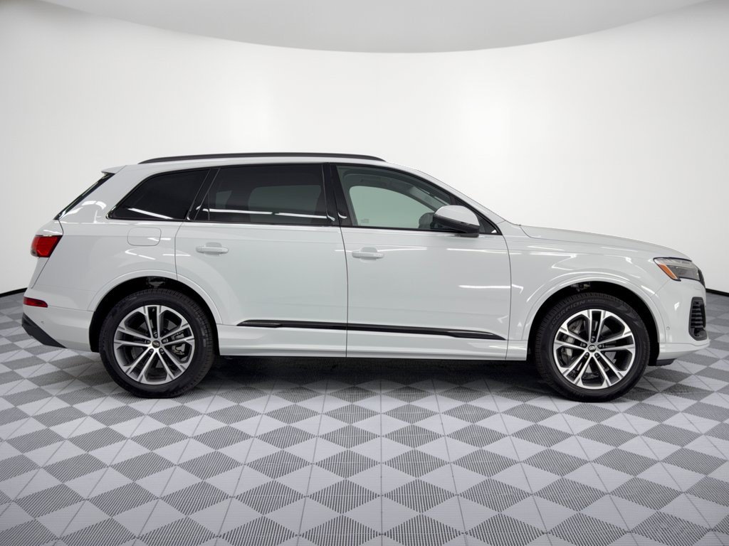 Certified 2026 Audi Q7 3.0T Premium AWD/4WD image 8