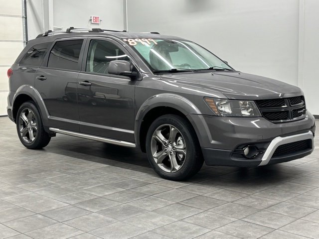 Used 2015 Dodge Journey Crossroad w/ Flexible Seating Group image 1