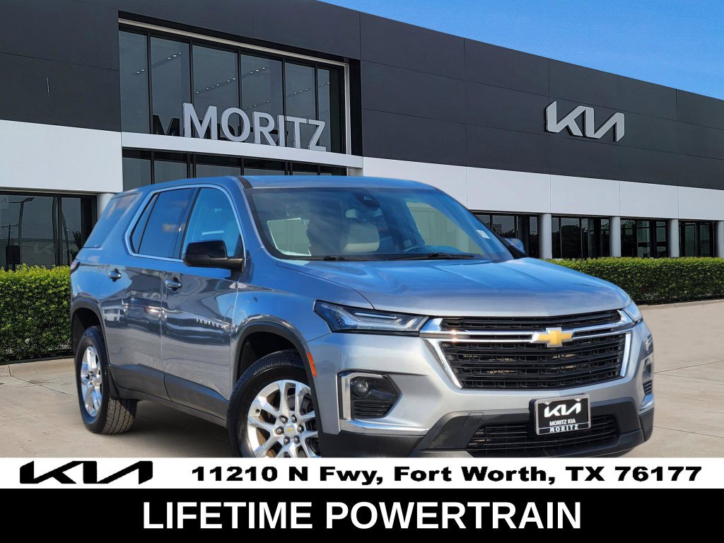 Used 2023 Chevrolet Traverse LS FWD image 1