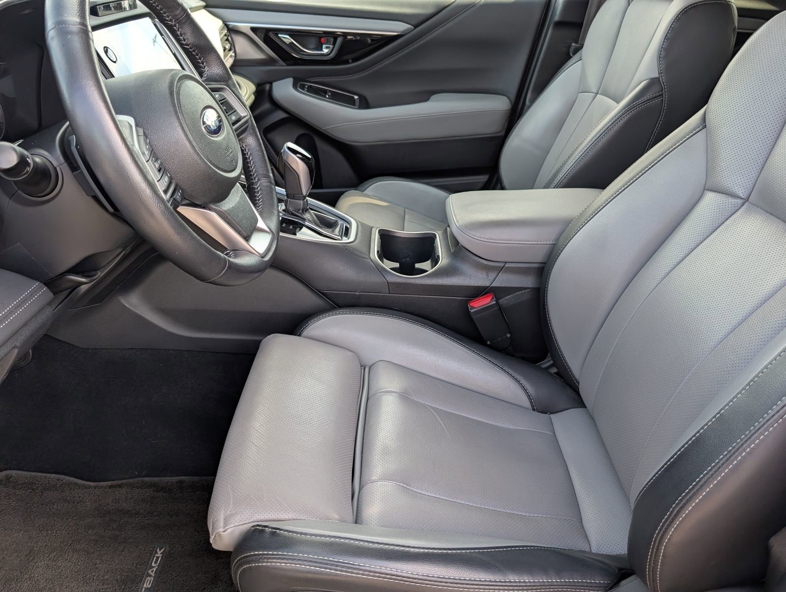 Used 2023 Subaru Outback Limited image 13