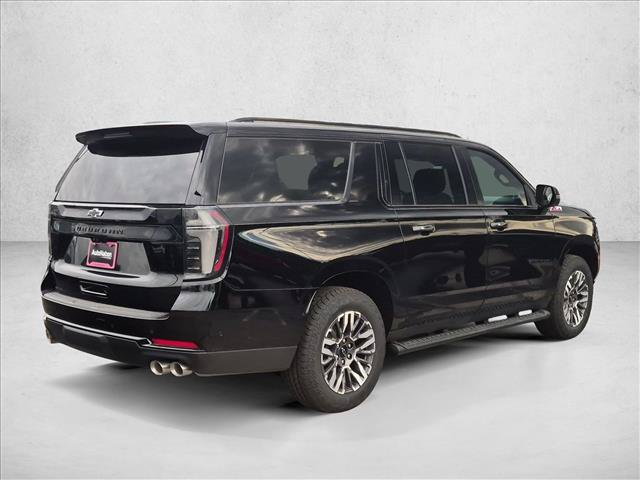 New 2026 Chevrolet Suburban Z71 w/ Z71 Off-Road Package AWD/4WD image 2