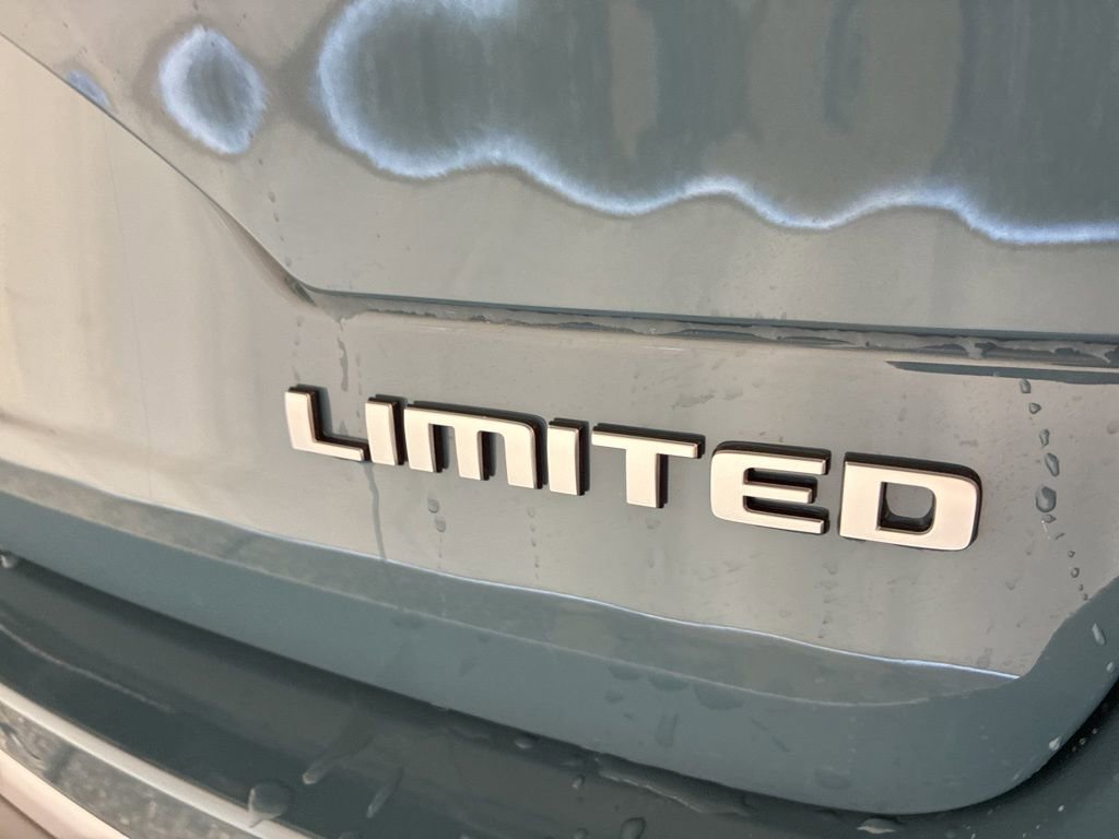 New 2026 Jeep Grand Cherokee Limited w/ Trailer Tow Package AWD/4WD image 27
