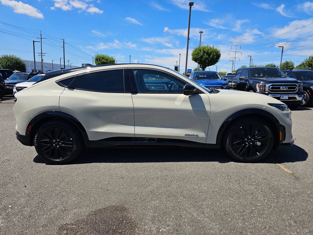 New 2026 Ford Mustang Mach-E Premium w/ Sport Appearance Package AWD/4WD image 4