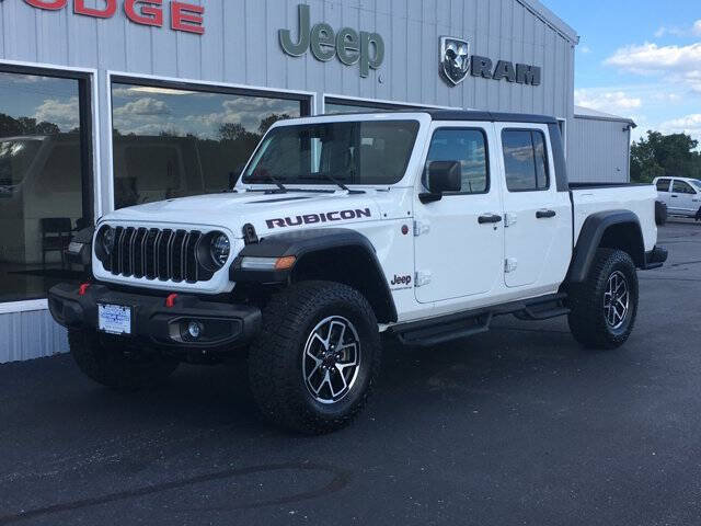 Used 2024 Jeep Gladiator Rubicon w/ Technology Group AWD/4WD image 7