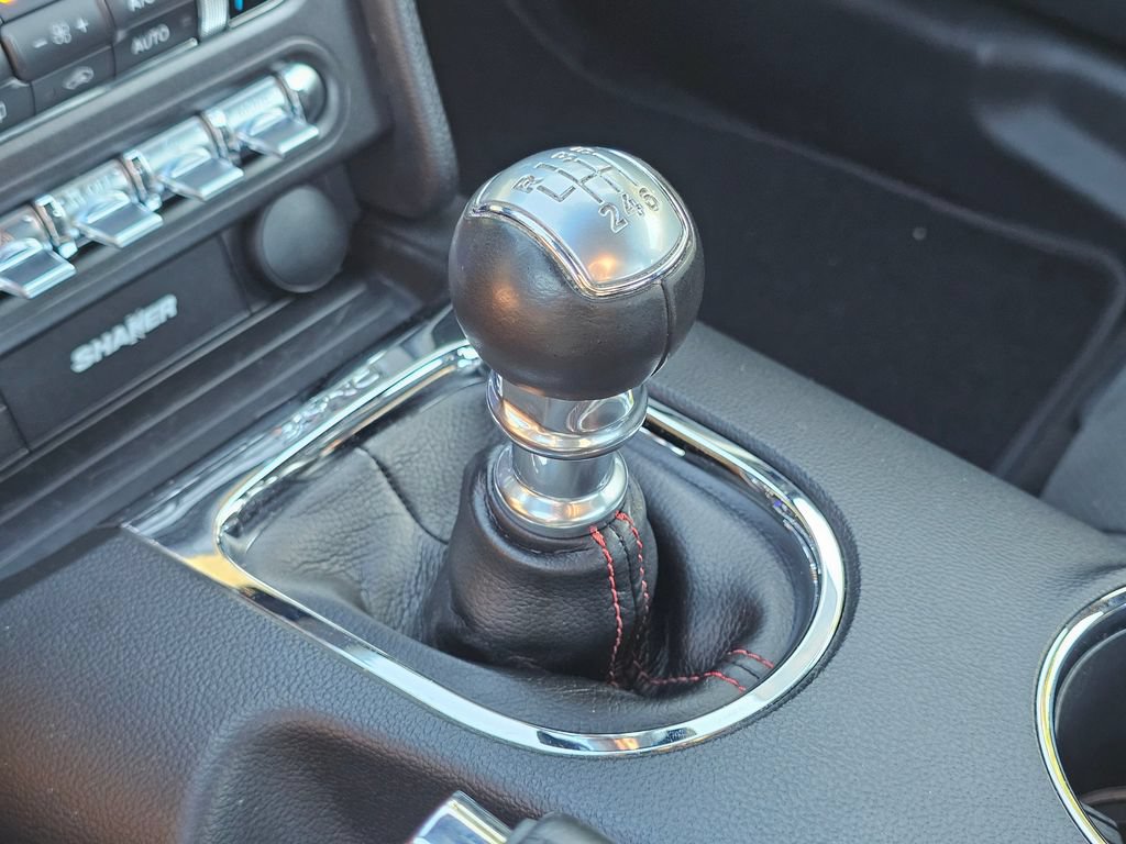 Used 2017 Ford Mustang GT Premium w/ Equipment Group 401A RWD image 29