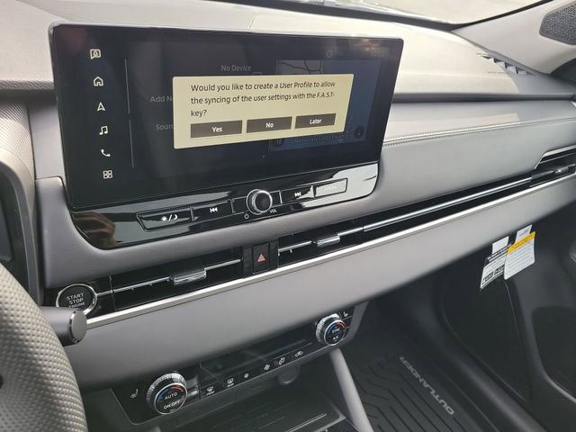 New 2026 Mitsubishi Outlander SE image 30