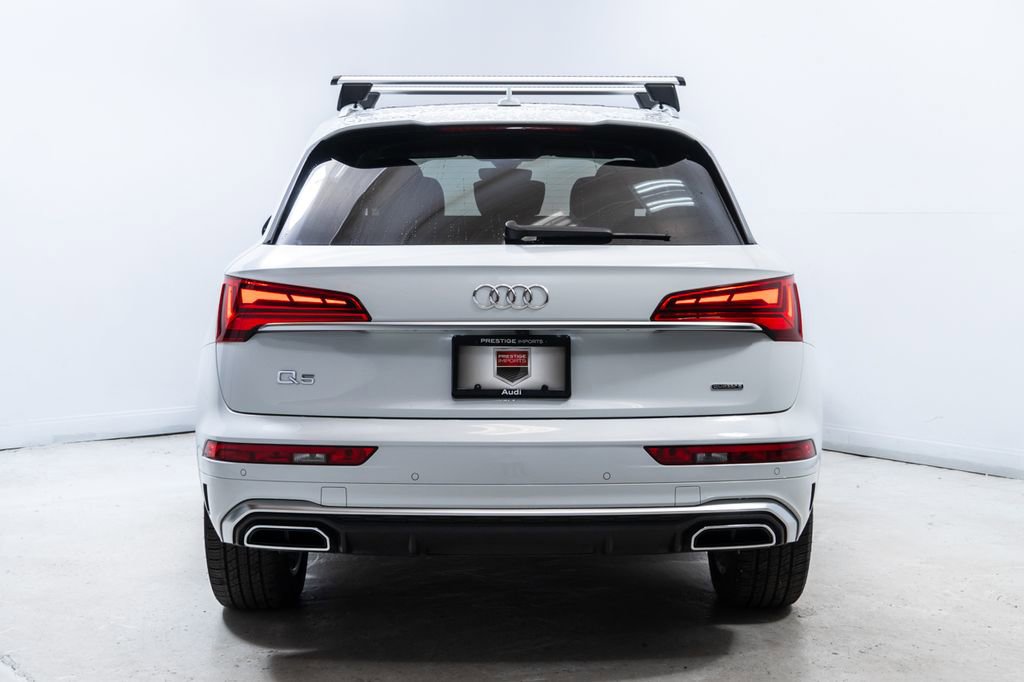 Used 2024 Audi Q5 e Premium Plus w/ Premium Plus Package AWD/4WD image 6