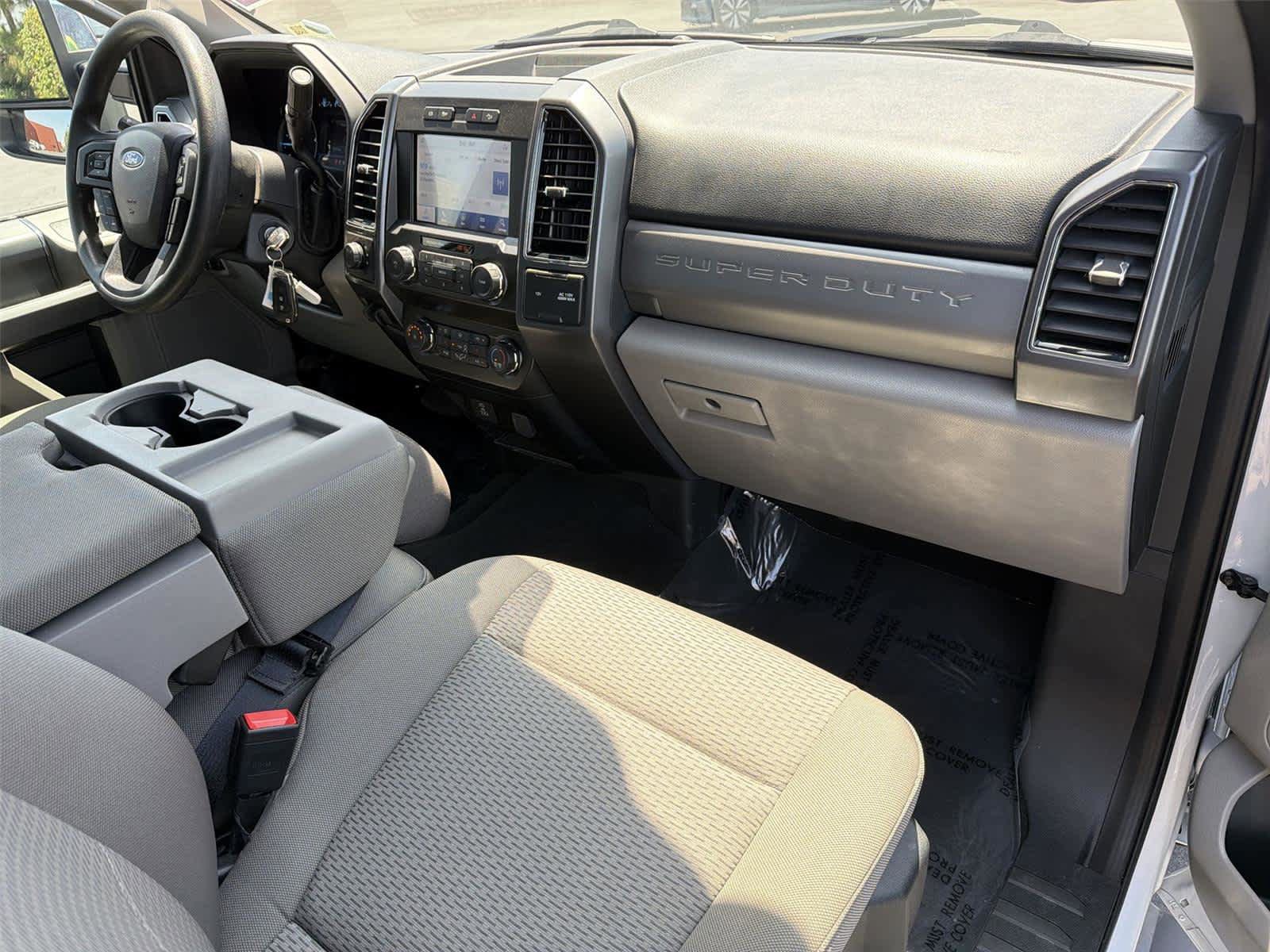 Used 2021 Ford F250 XLT w/ XLT Premium Package AWD/4WD image 13