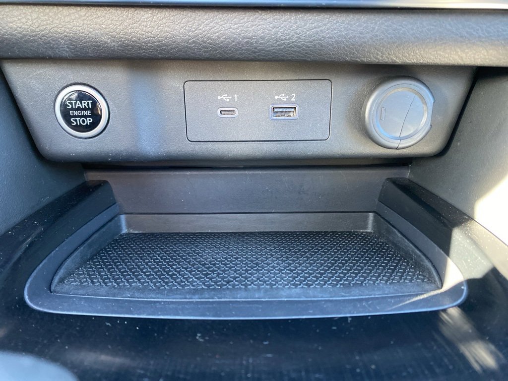 Used 2023 Nissan Rogue SL image 35