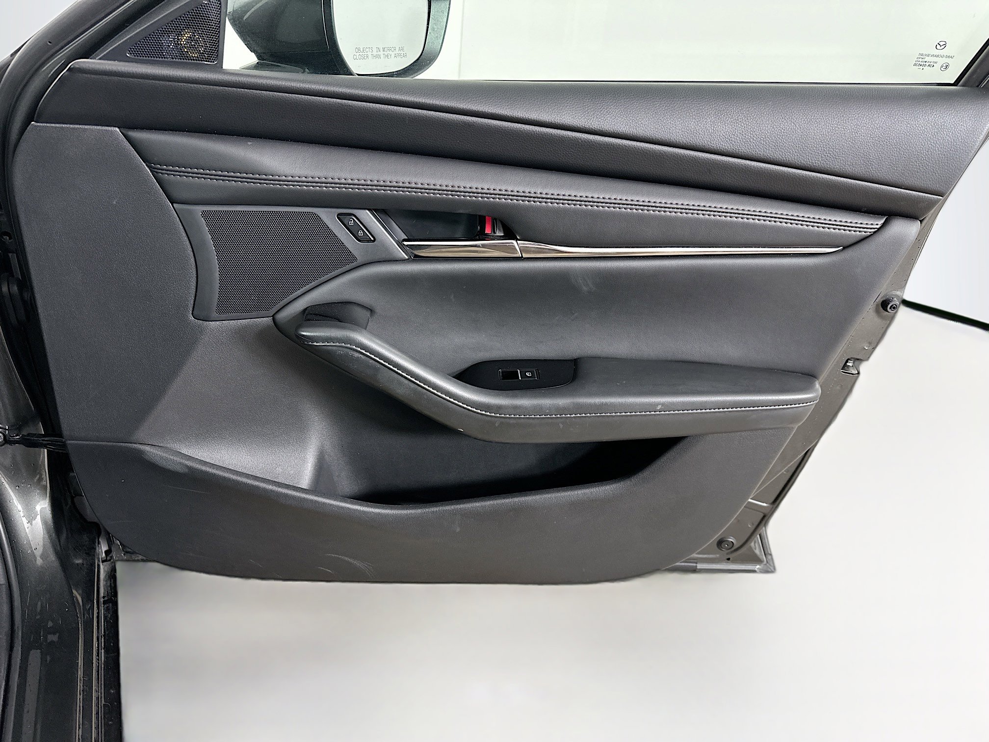 Used 2025 MAZDA MAZDA3 s image 32