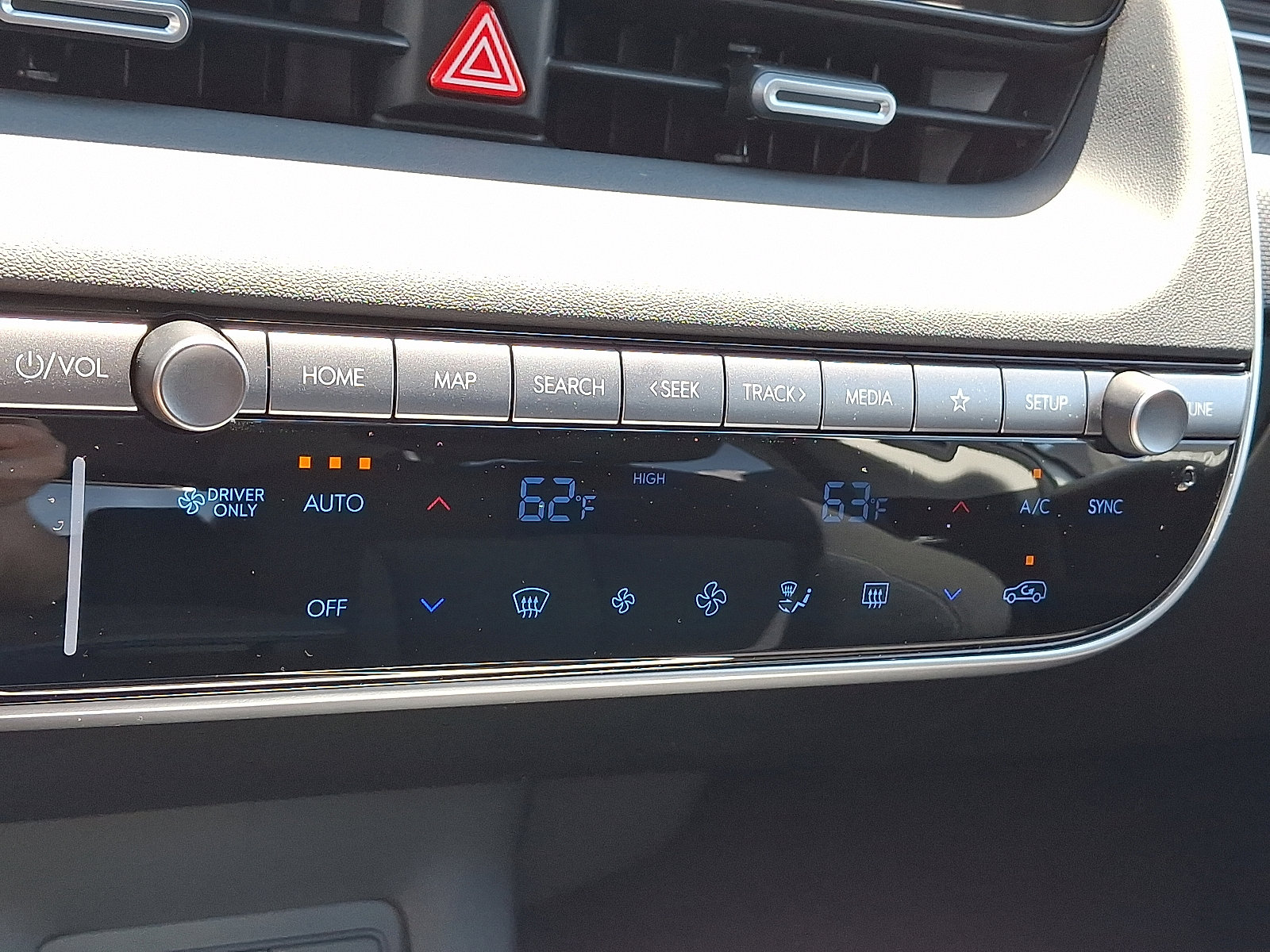 New 2025 Hyundai Ioniq 5 SE image 14