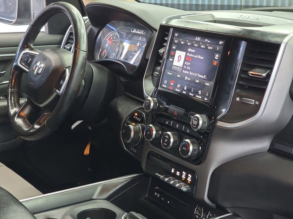 Used 2019 RAM 1500 Big Horn AWD/4WD image 18