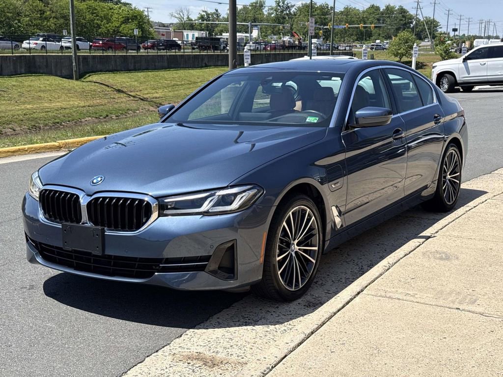 Used 2023 BMW 530e xDrive w/ Premium Package AWD/4WD image 20