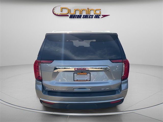 Used 2024 GMC Yukon SLT image 3