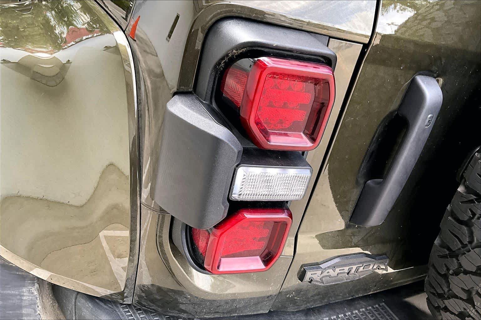 Used 2025 Ford Bronco Raptor AWD/4WD image 27