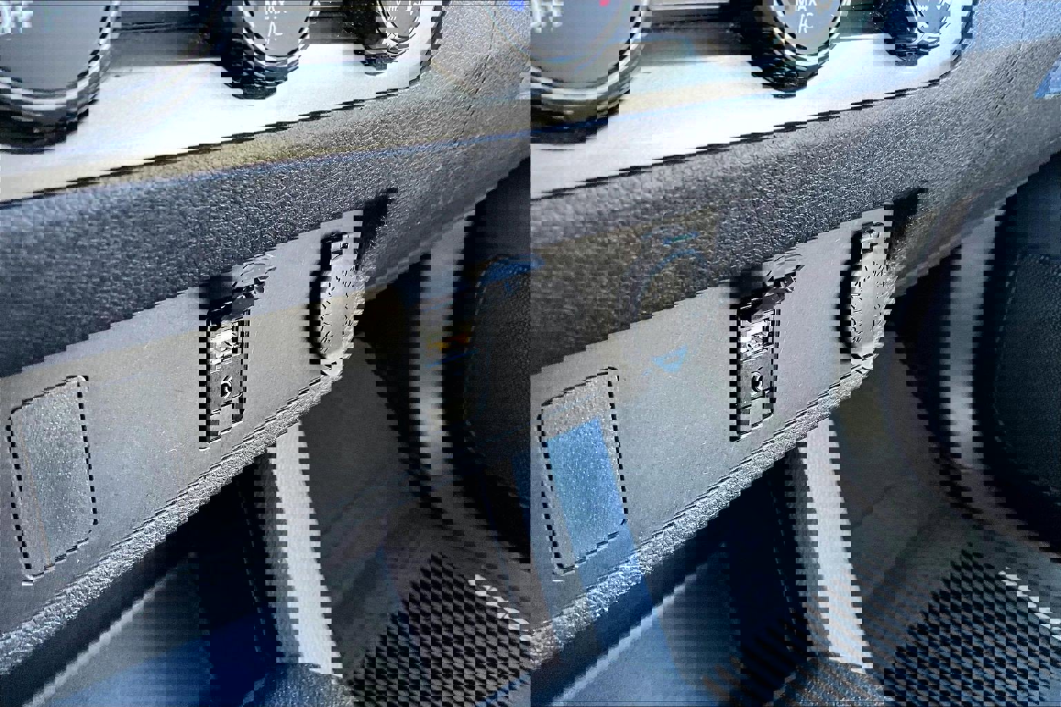 Used 2019 Toyota Tacoma SR w/ SR Convenience Package image 29