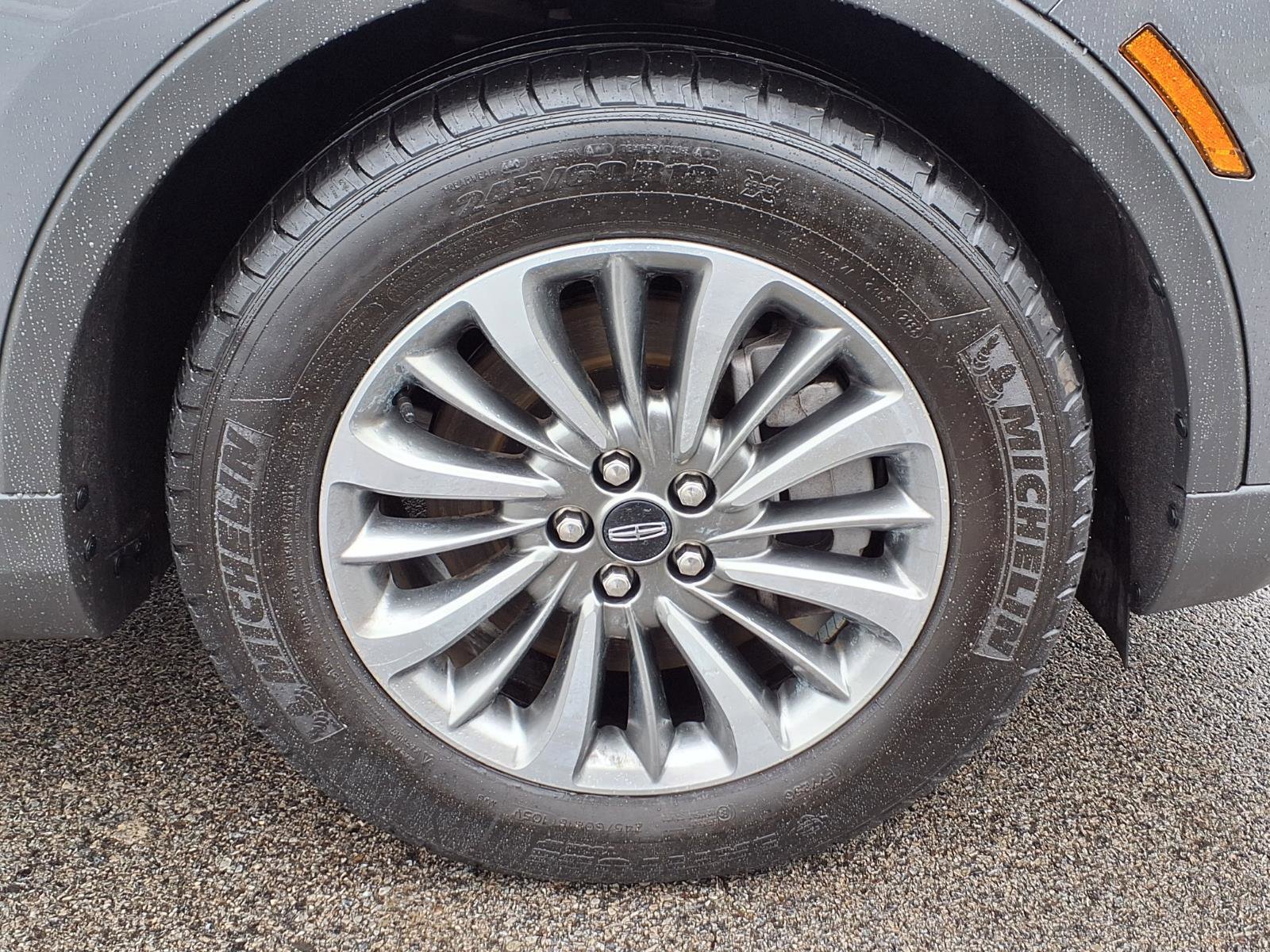 Certified 2022 Lincoln Nautilus Reserve image 10