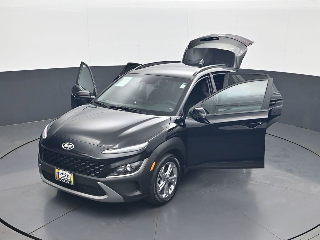 Certified 2023 Hyundai Kona SEL AWD/4WD image 30