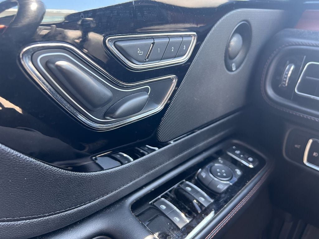 Used 2021 Lincoln Aviator Reserve w/ Equipment Group 201A AWD/4WD image 30