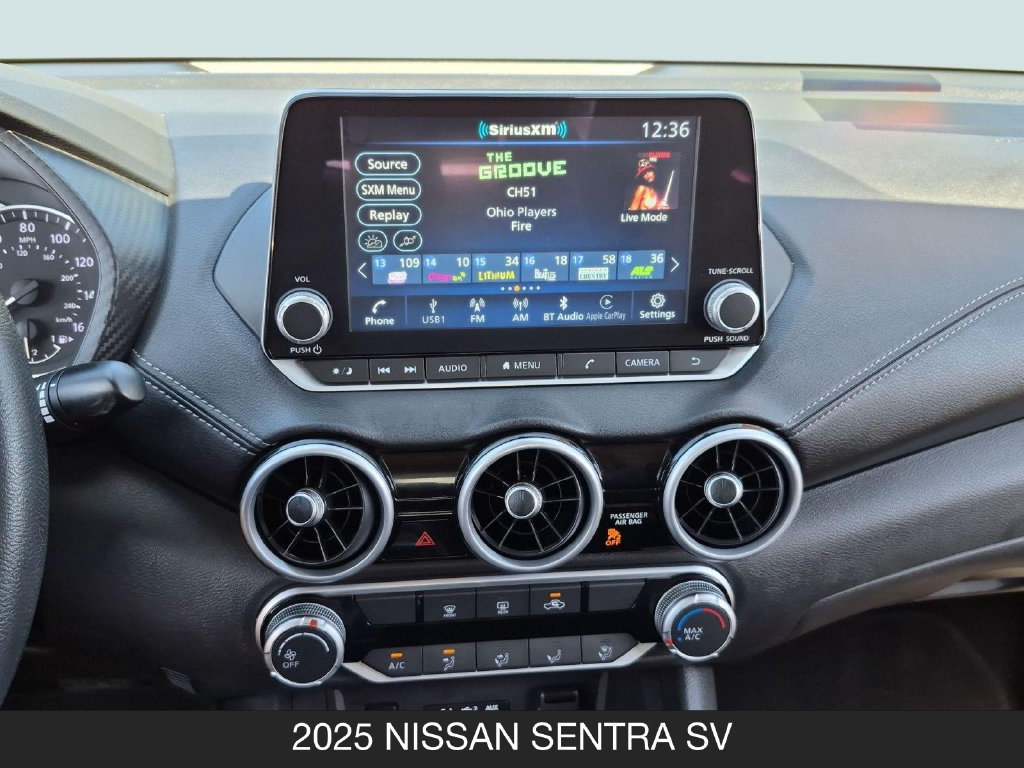 Certified 2025 Nissan Sentra SV FWD image 25