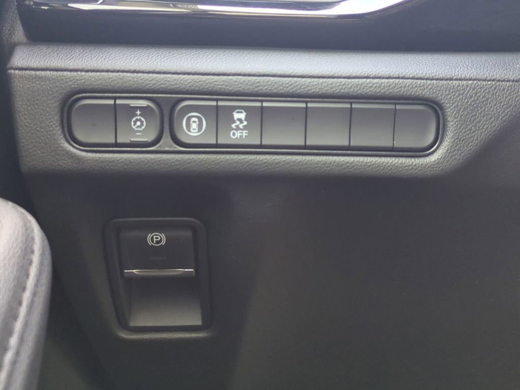 Used 2025 Acura MDX SH-AWD image 30