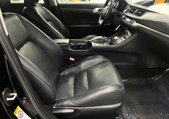Used 2011 Lexus CT 200h Premium w/ Leather Pkg image 13