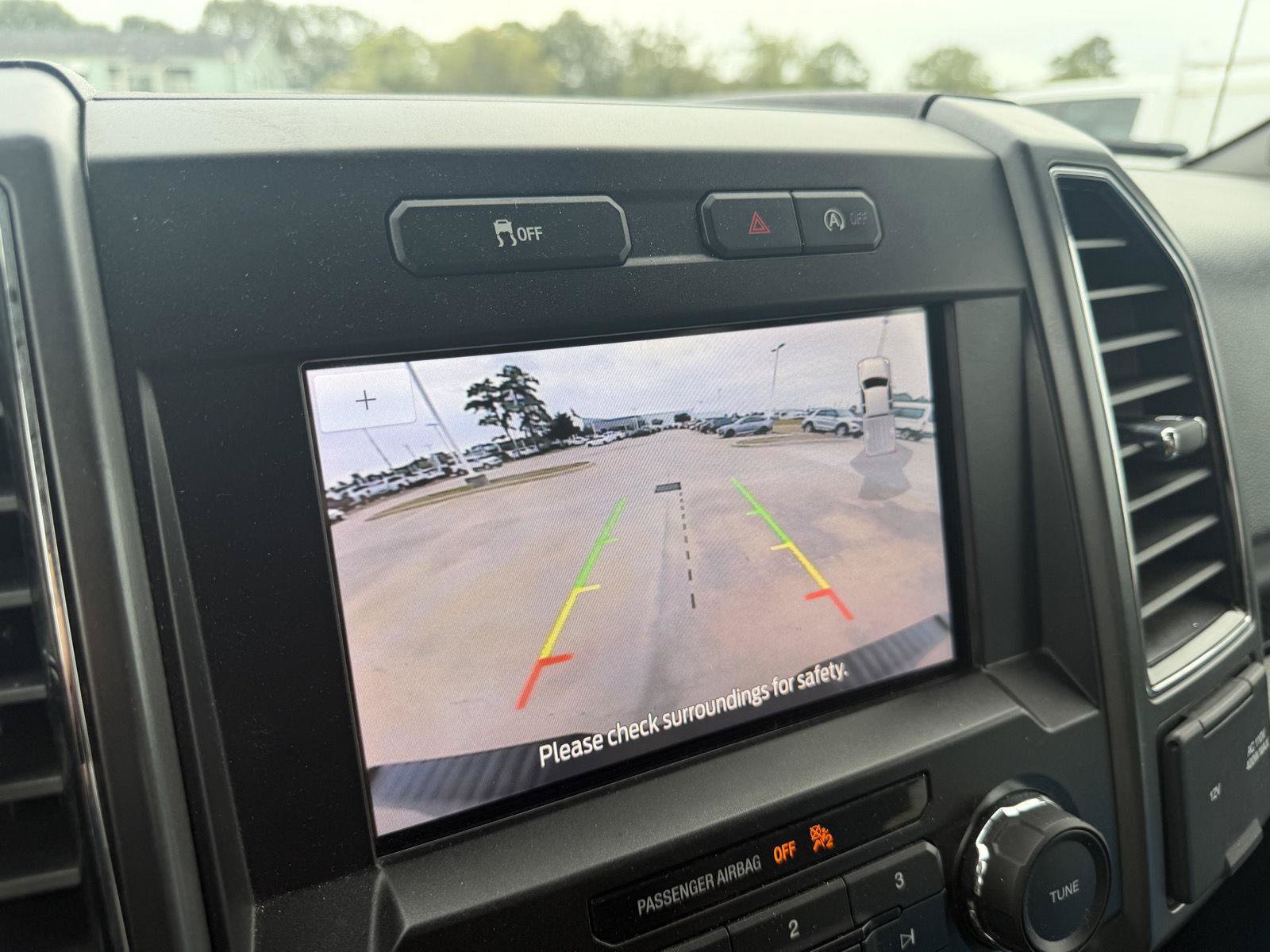 Used 2020 Ford F150 XLT w/ Equipment Group 302A Luxury AWD/4WD image 4