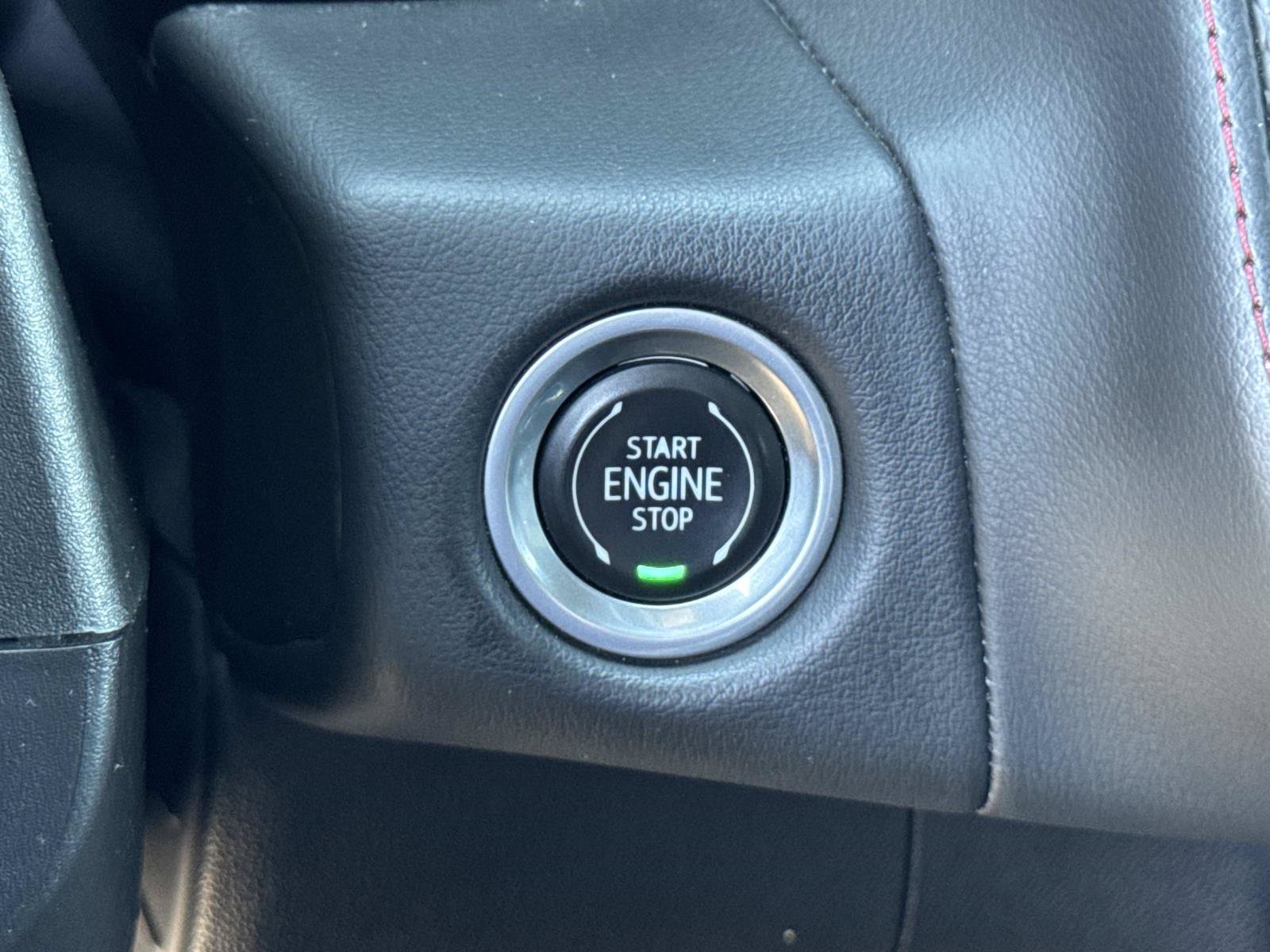 Used 2023 Chevrolet Suburban RST RWD image 19