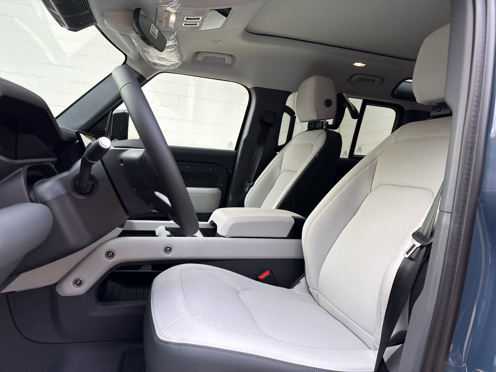 Used 2026 Land Rover Defender 110 S image 10