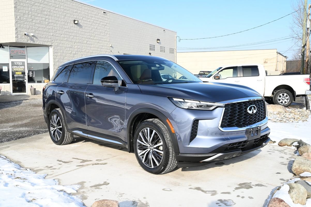 Used 2025 INFINITI QX60 Sensory image 3