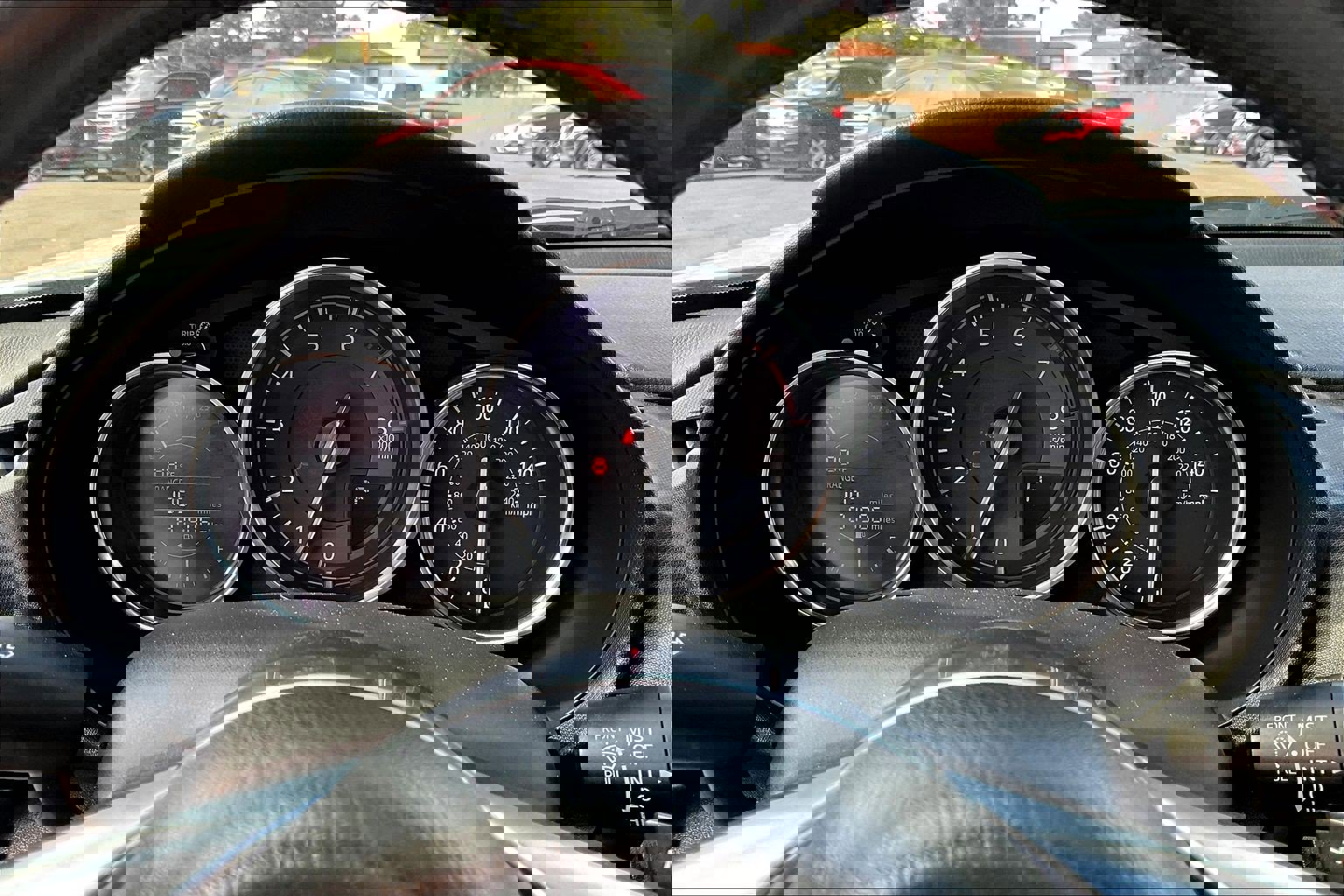 Used 2017 MAZDA MX-5 Miata Sport image 18