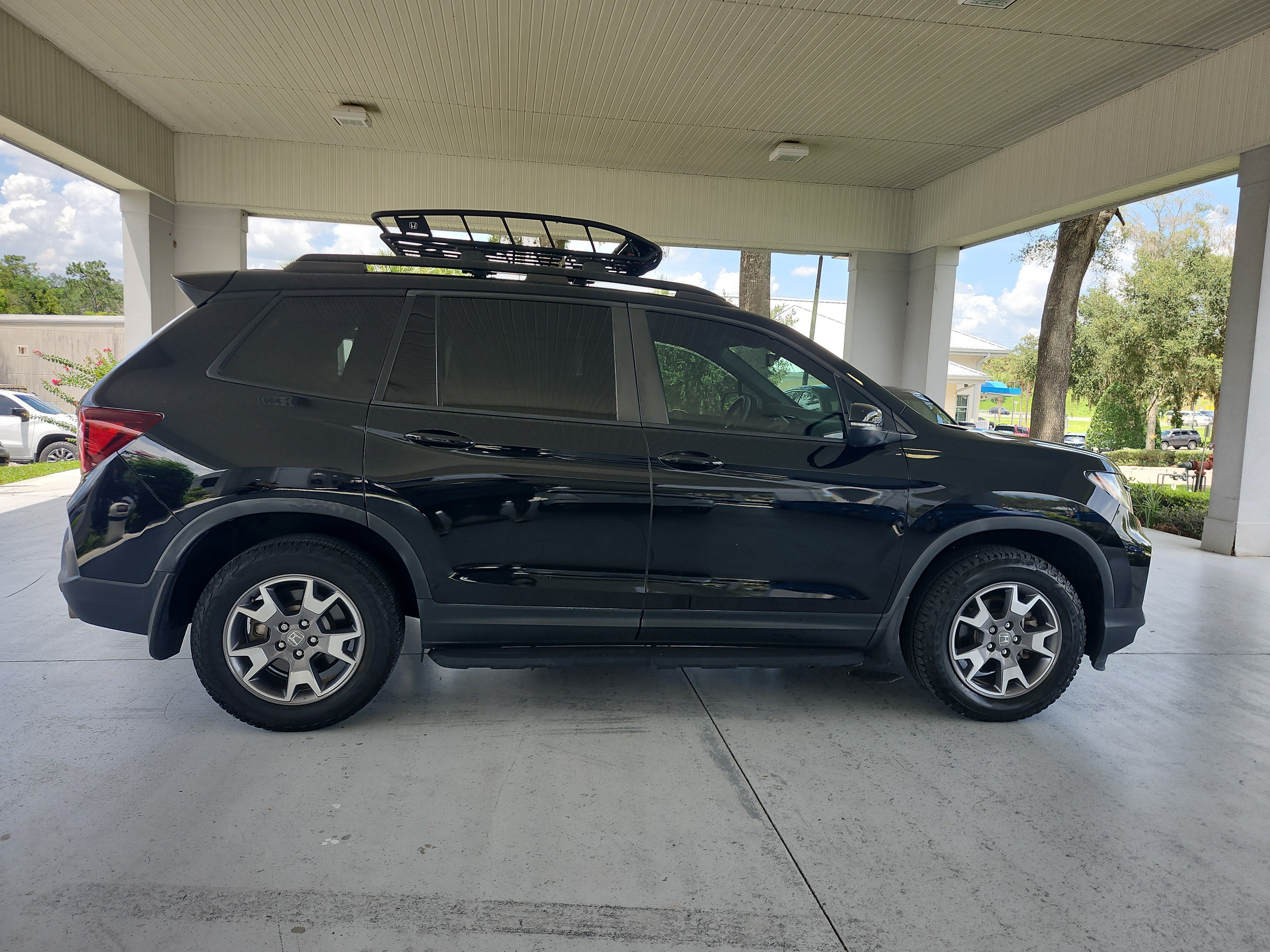 Used 2023 Honda Passport TrailSport image 6