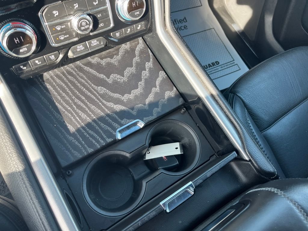 Used 2023 GMC Yukon Denali image 14