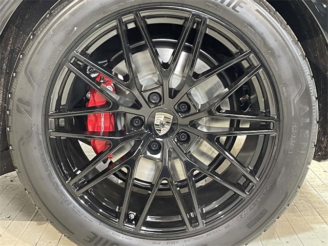 New 2026 Porsche Cayenne Turbo image 14