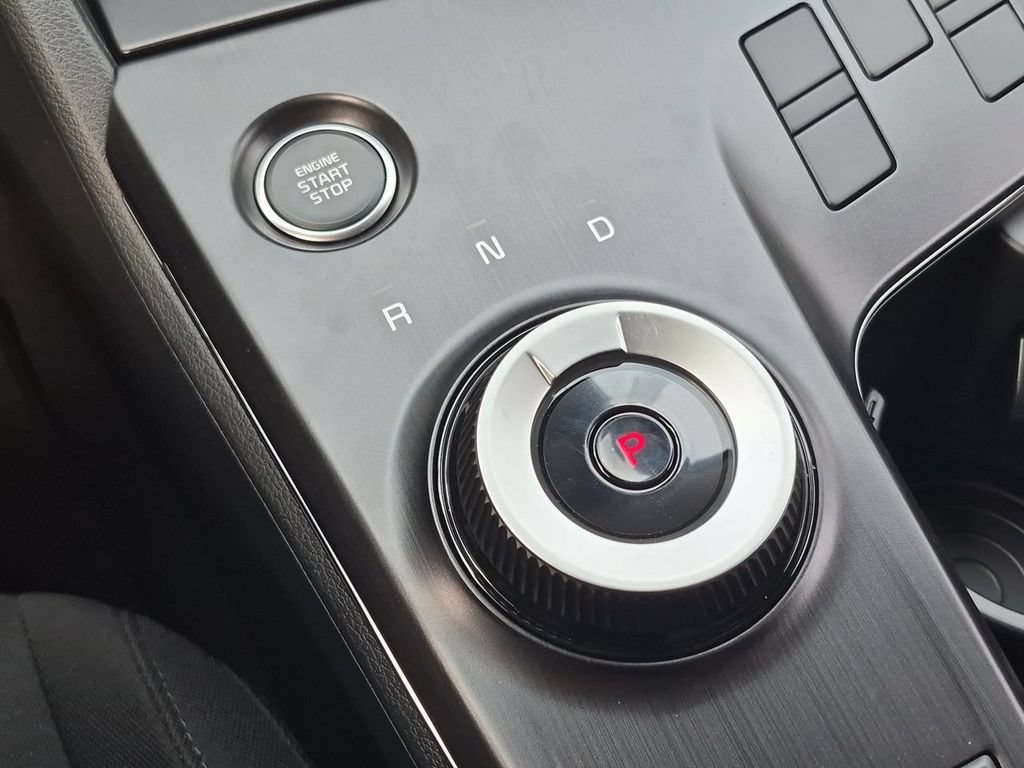 New 2026 Kia Sportage LX FWD image 16