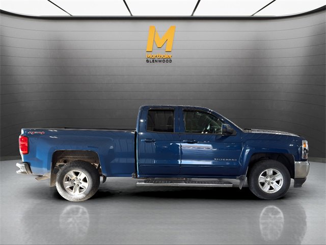 Used 2017 Chevrolet Silverado 1500 LT w/ All Star Edition image 2