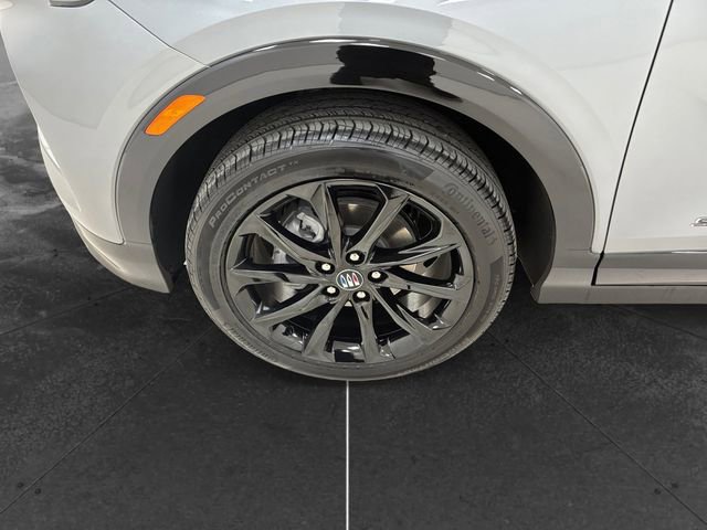 Used 2025 Buick Encore GX Sport Touring w/ Experience Buick Package AWD/4WD image 9